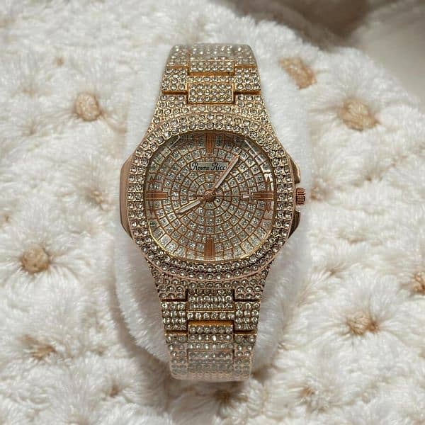 Brand New artificial diamond watch with free delivery 0