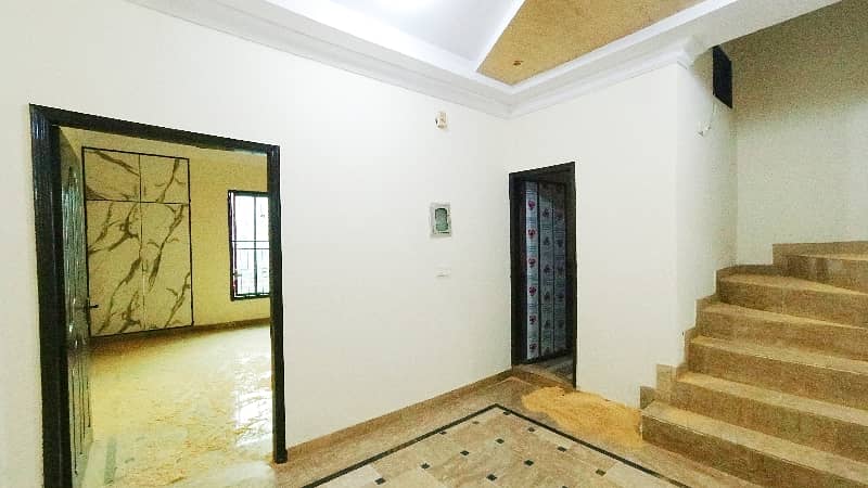 Prime Location 788 Square Feet House In Nishtar Colony Best Option 24