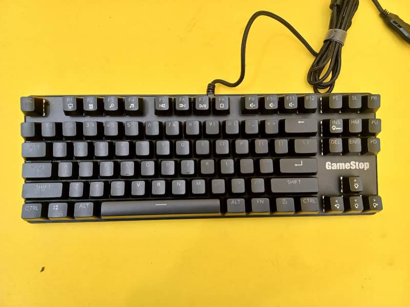 Mechanical GameStop GS200 RGB Gaming Keyboard with Outemu Brown Switch 3