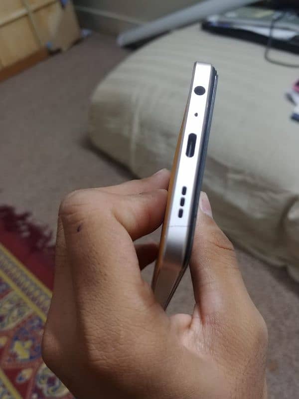 Oppo F21 Pro 8/128 good condition 5