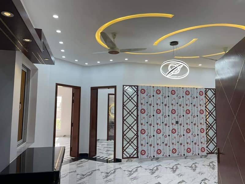 SUPER LUXURY 10 MARLA BRAND NEW HOUSE FOR SALE SECTOR E RAFI BLOCK QUAID BLOCK BAHRIA TOWN LAHORE 18