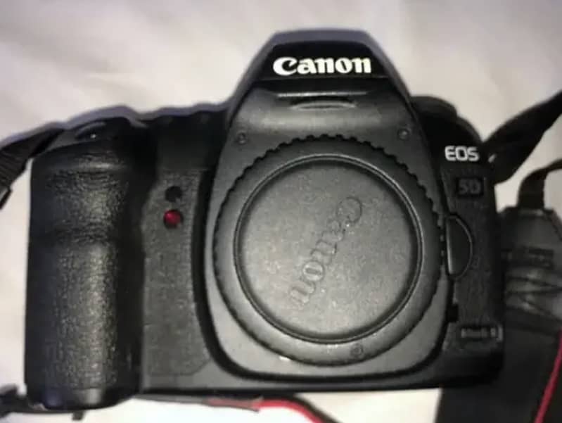 canon 5d mark 2 ii + 50mm lens+ battery charger 3