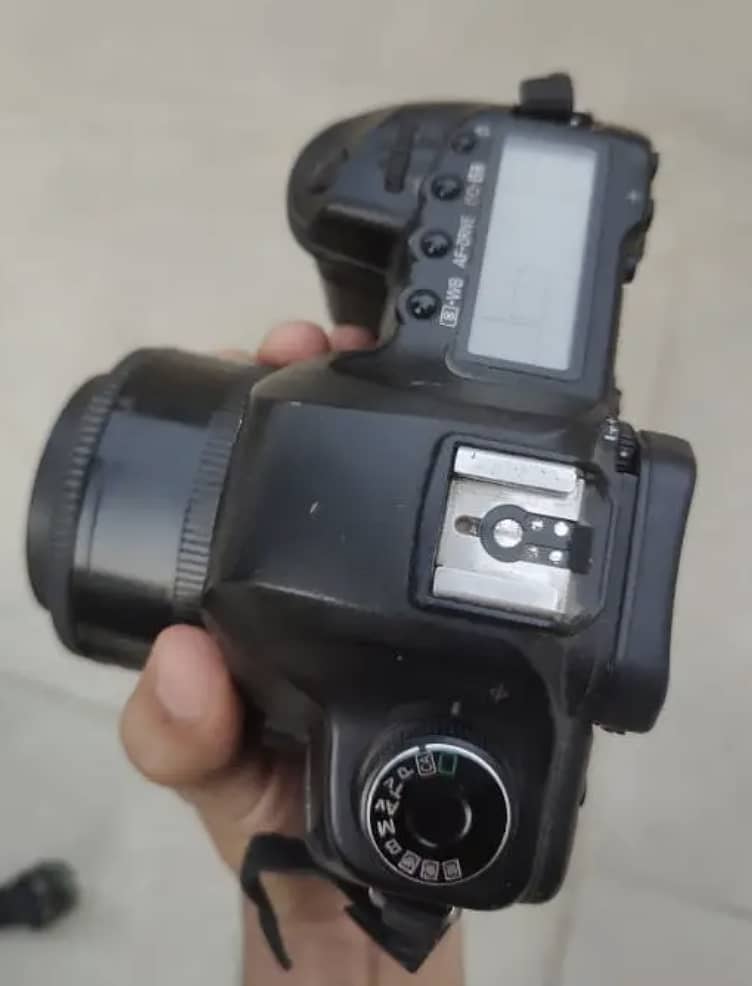 canon 5d mark 2 ii + 50mm lens+ battery charger 4