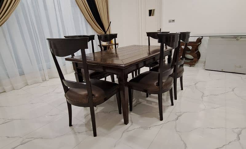 New Dinning Table with 6 chairs 0