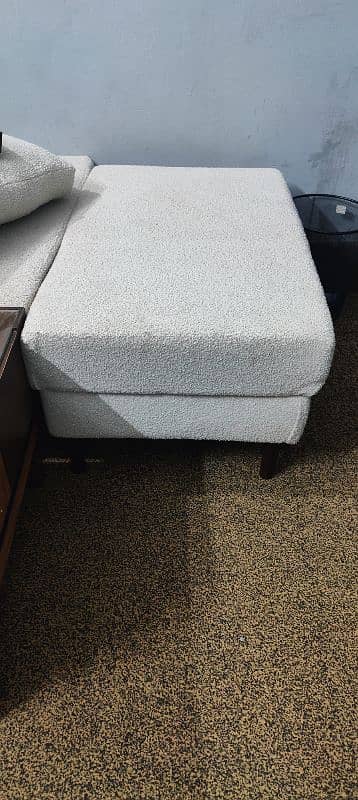 L shaped sofa 6 seater with separate seatee 2