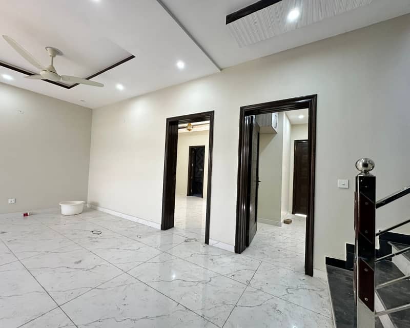 5 Marla Luxury Modern House Available For Sale In Paragon City Lahore 12