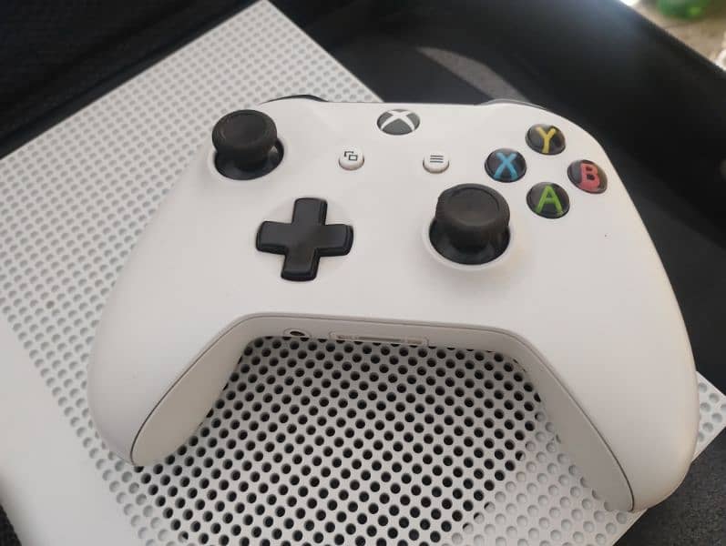 xbox one s 1tb 1