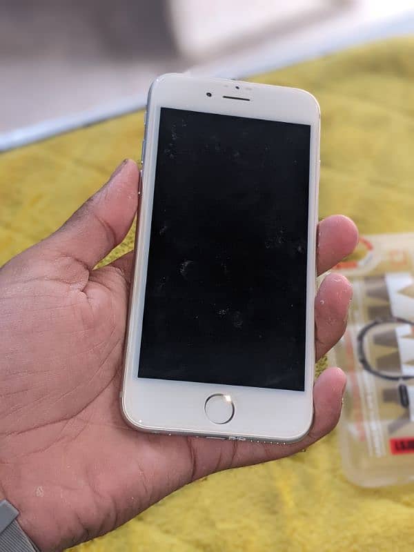 iphone 6 non PTA 64 gb 10by10 condition 2