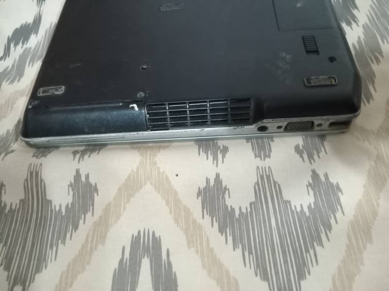 Dell latitude E6430 4