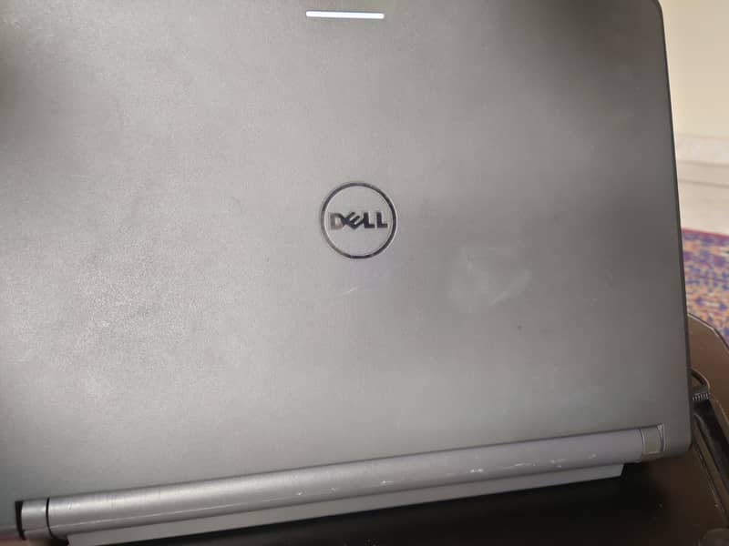 Dell Latitude 3350 8/256 SSD core i5 5th Gen 5