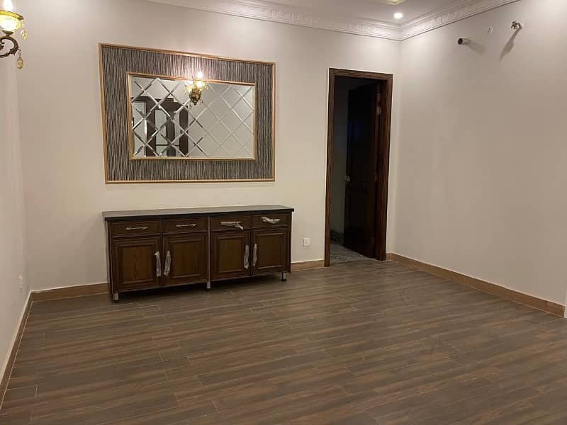 Johar Town Lahore Pakistan Kanal House For Sale 6 Beds 7 Bathroom 13