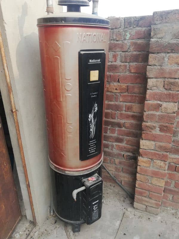 Geyser for sale just one session use like new condition 0