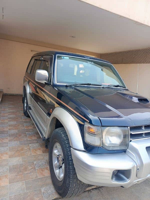 Mitsubishi Pajero 1994 2