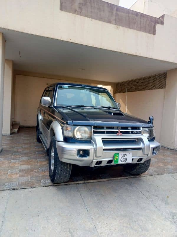 Mitsubishi Pajero 1994 6