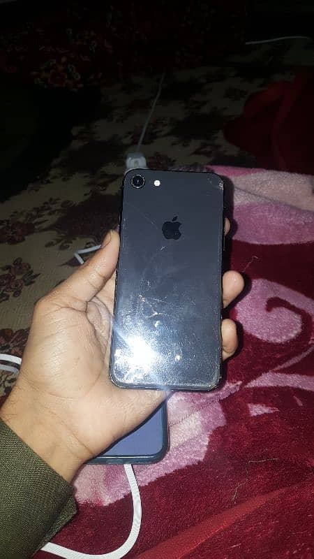 exchange IPhone 8///64GB Non PTA jv 2