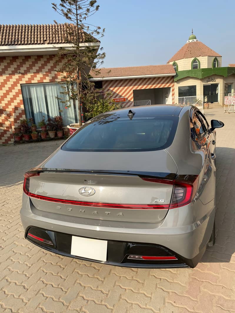 Hyundai Sonata 2023 2.5 11