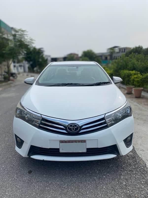 Toyota Altis Grande 1.8 2016 1