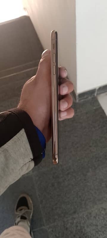 iphone Xs max 256 pta 5