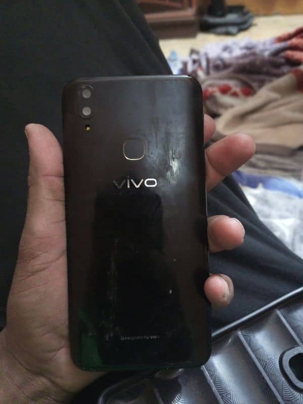 vivo 80 4/64 1