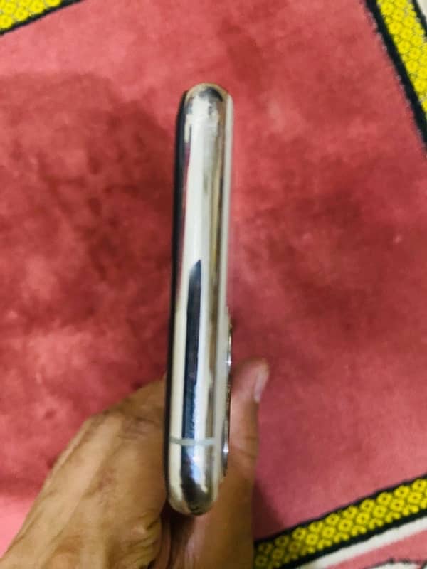 iphone 11 pro 256 gb pta aproved bs glass change ha 5