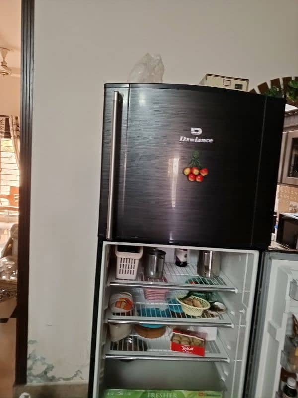 Dawlance Refrigerator/Fridge 15