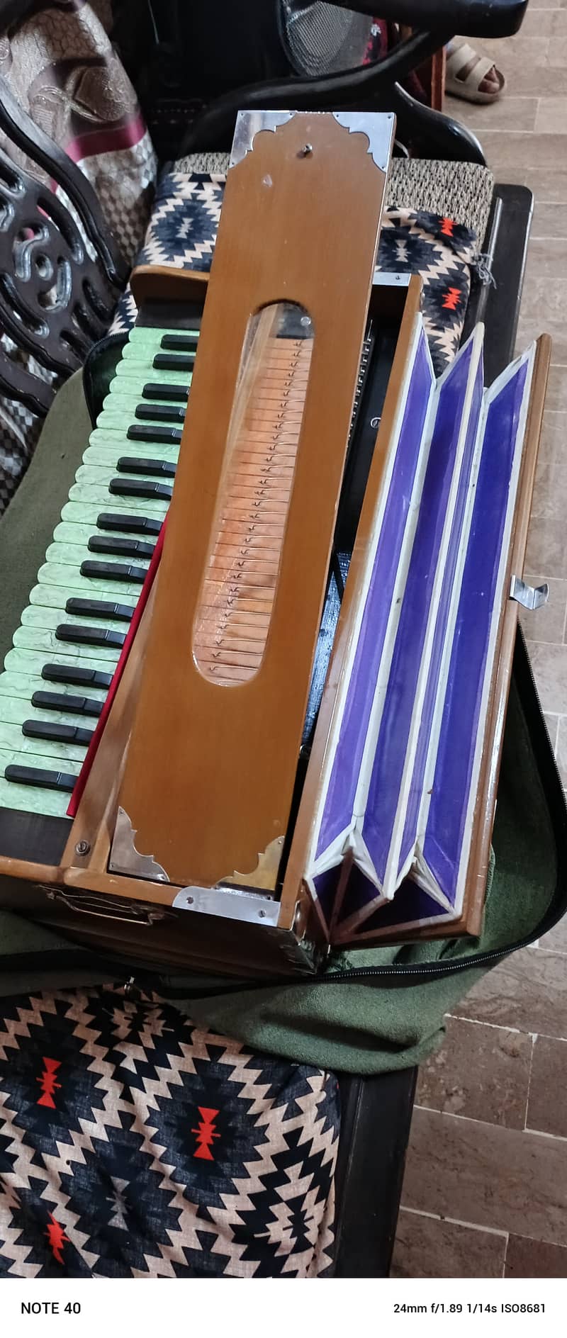 Indian harmonium 1