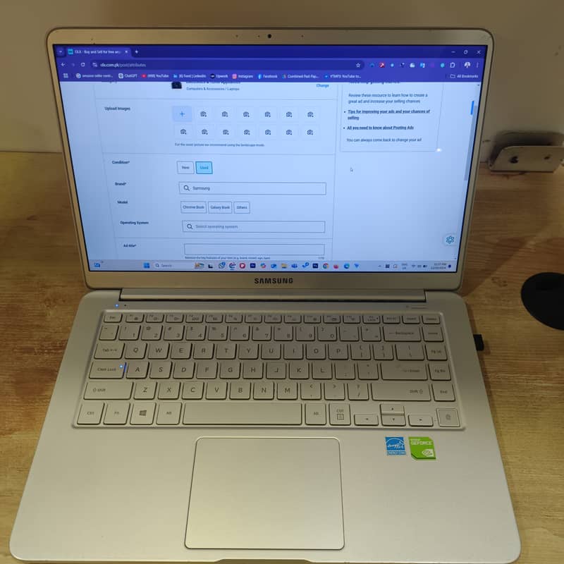 Samsung Notebook 9 (NP900X5T-X01US) 0