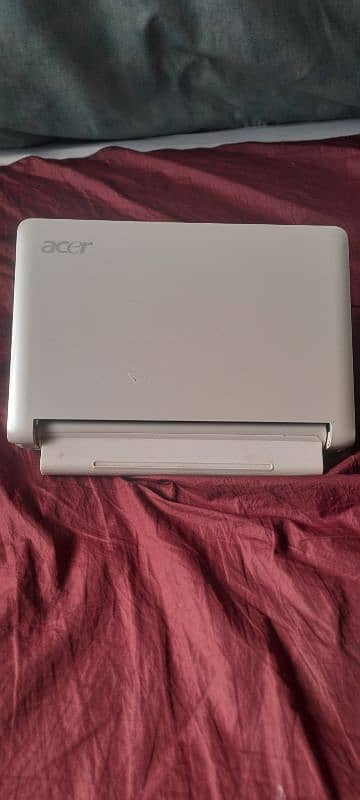 Acer Aspire one 3