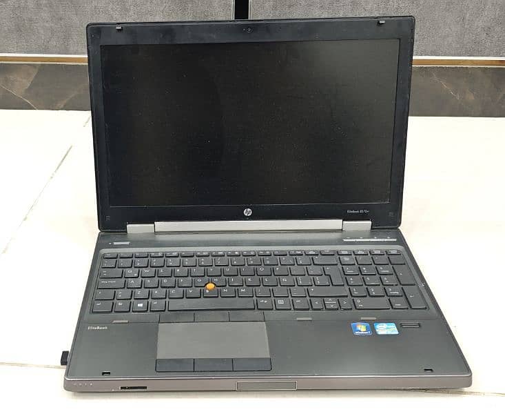 HP EliteBook 8570w 0