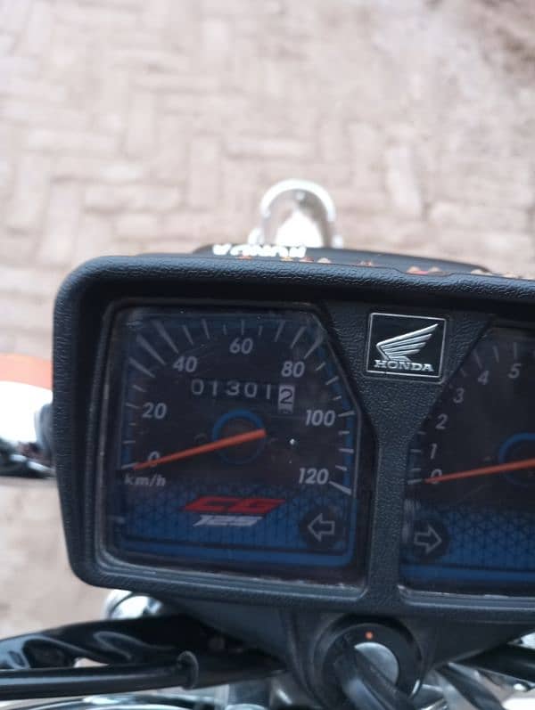 honda 125 bic for sale 25 modal 03451400338 03464952094 6