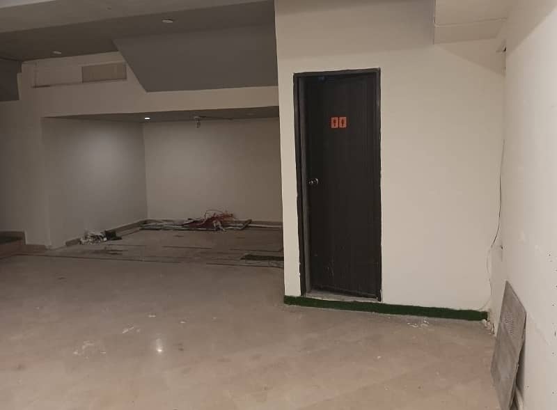 4 Marla Basment Office For Rent In DHA Phase 4,Block DD, Lahore. 6