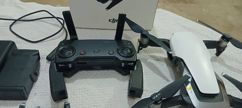 Dji mavic air drone for sale urgently 3