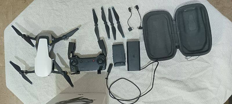 Dji mavic air drone for sale urgently 8