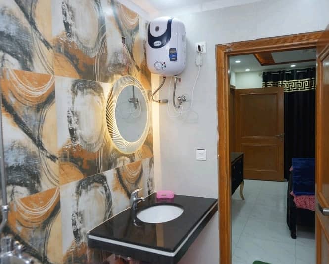 374 Square Feet Flat For sale In Bahria Town - Sector C Lahore 4