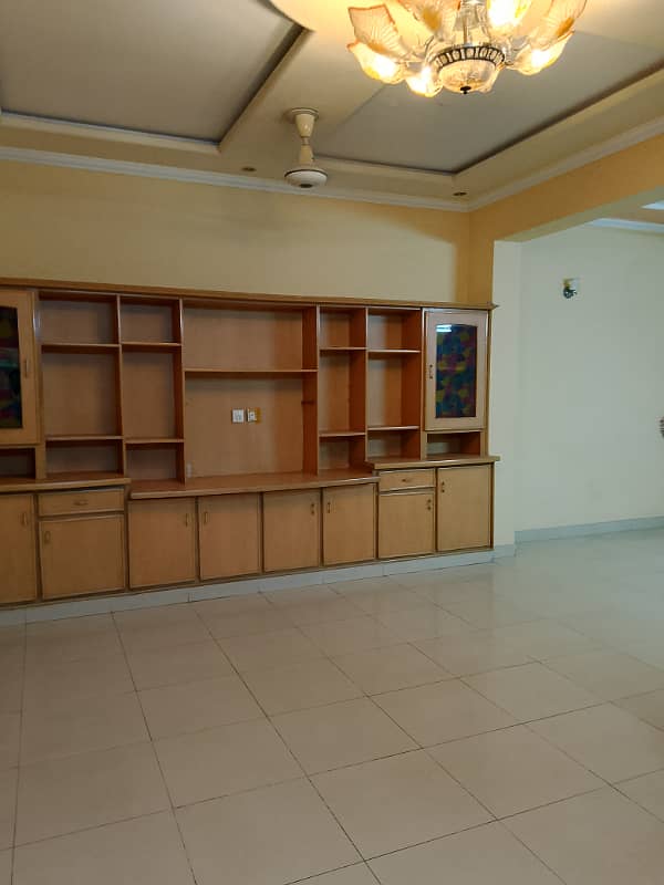 6 Marla upper Portion available for rent in Johar Town near imperium mall 0