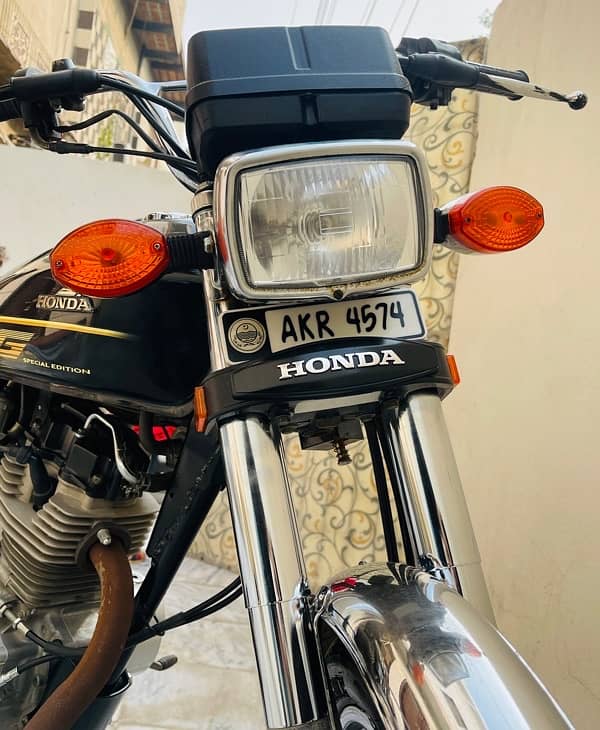 honda 125 sepecial edition 3