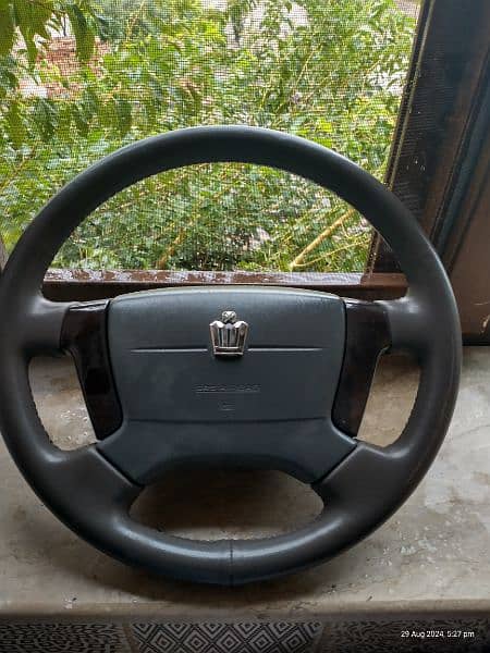 Toyota Crown steering wheel for sale 0