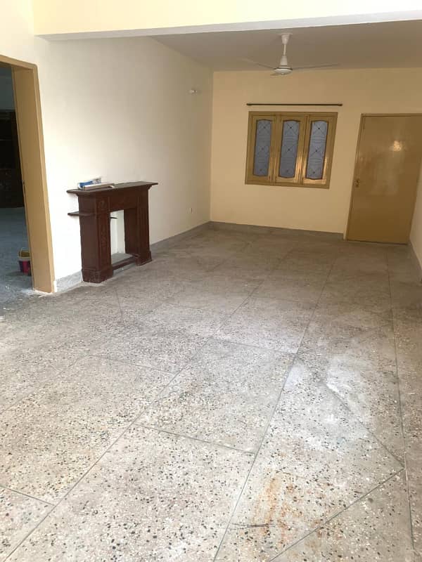 Prime location upper portion for rent in affshan colony near Askari 11 11