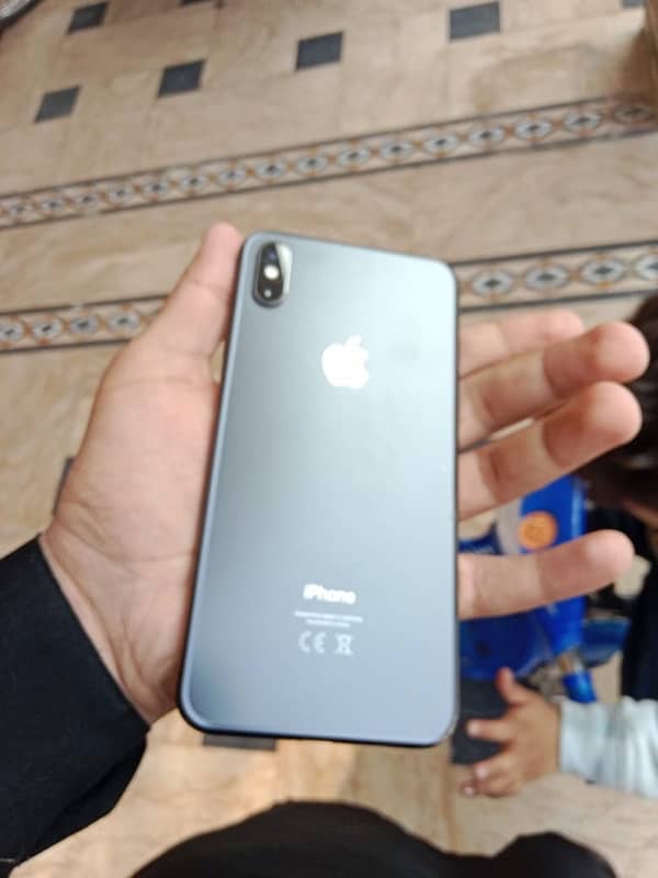 iPhone XS Max dualsim  pta approved total genuine 4