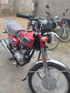 honda 125 model 2024 model 3800 km