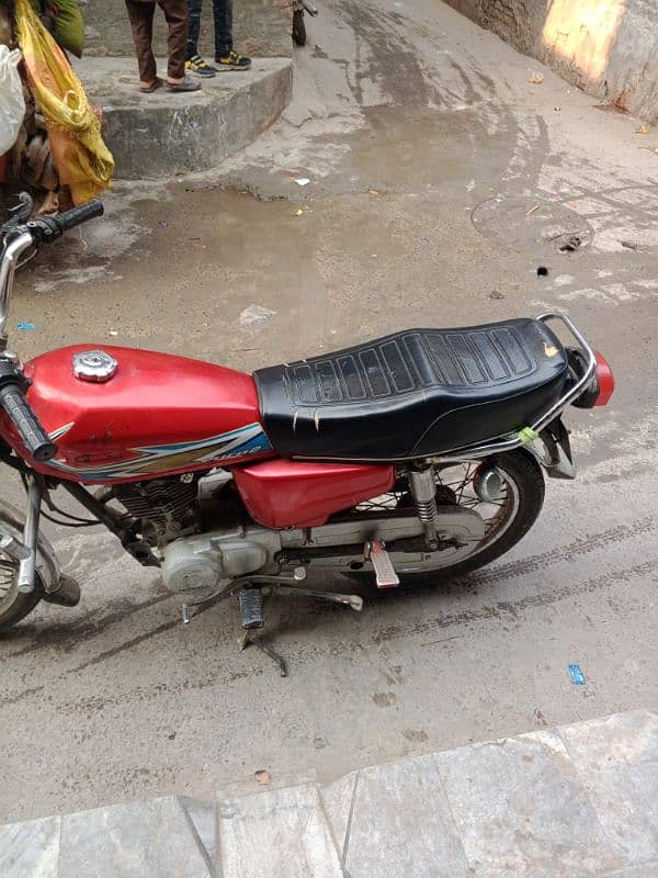 Honda 125 behtreen chlta hy 3