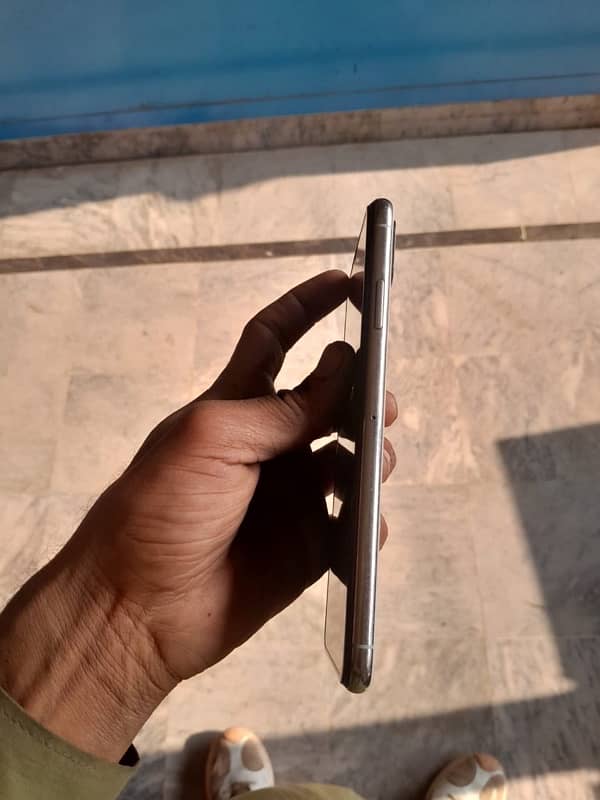 I phone xs max 256 exchange I phone 11 5