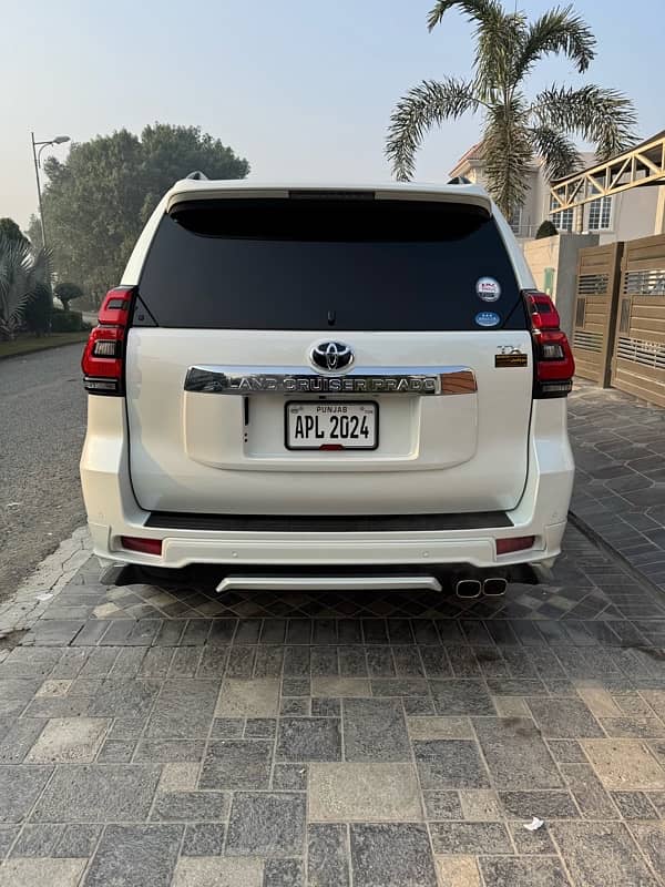 TOYOTA PRADO TXL 2019 7 SEATER PEARL WHITE BIEGE ROOM DEC 2024 IMPORT 4