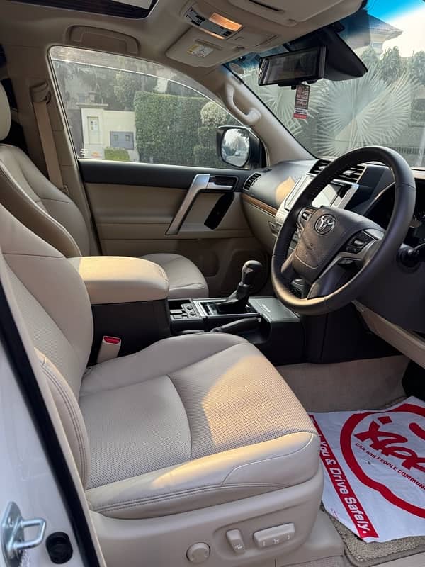 TOYOTA PRADO TXL 2019 7 SEATER PEARL WHITE BIEGE ROOM DEC 2024 IMPORT 6