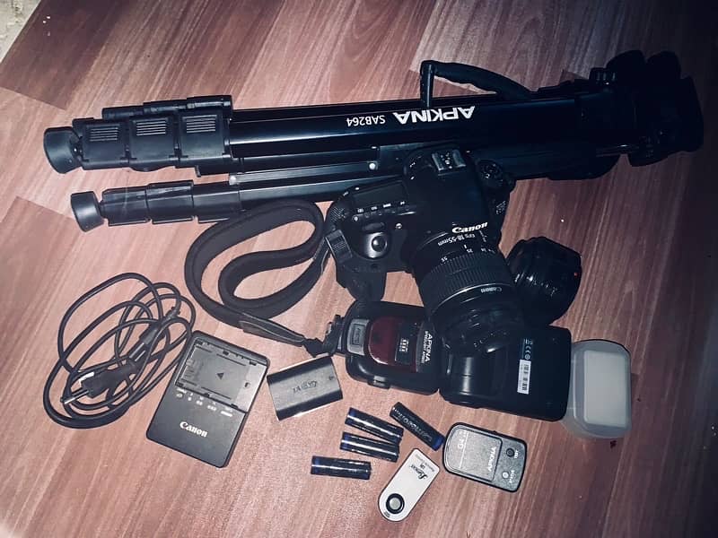 camera for sale with accessories for 80 1