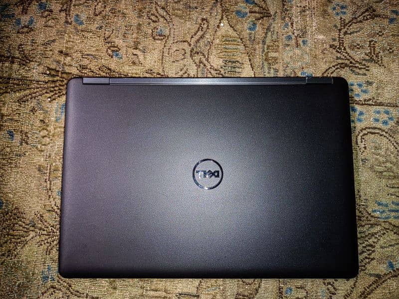 Dell Latitude E5450 core-i5 with Original charger 0