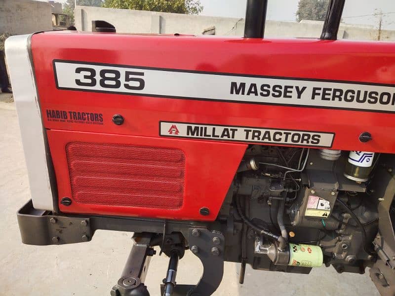 Tractor Massey 385 2