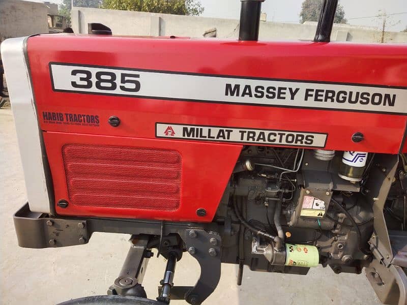 Tractor Massey 385 3