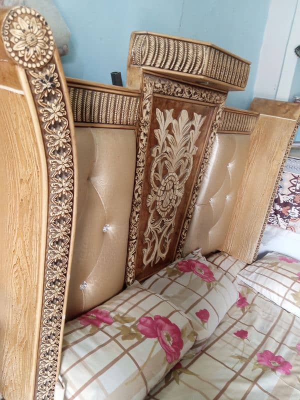 bed and dressing table for sale 2