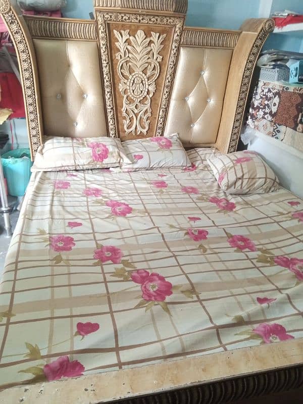 bed and dressing table for sale 3